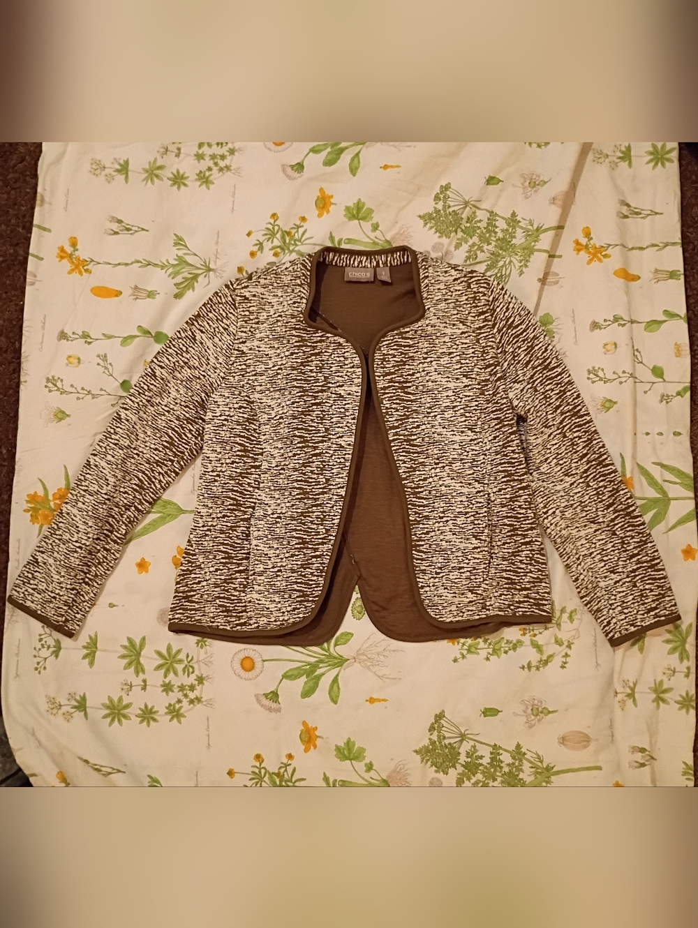 Chico's brown and white stretch cardigan size 1, Medium